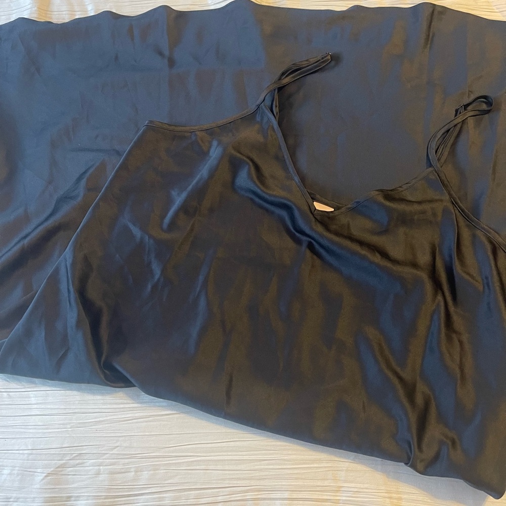 Cabernet NWT black long negligee nightgown intimates spaghetti straps size XL